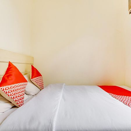 Reddoorz @ Hotel Arimbi Dewi Sartika Baru Бандунг Екстер'єр фото