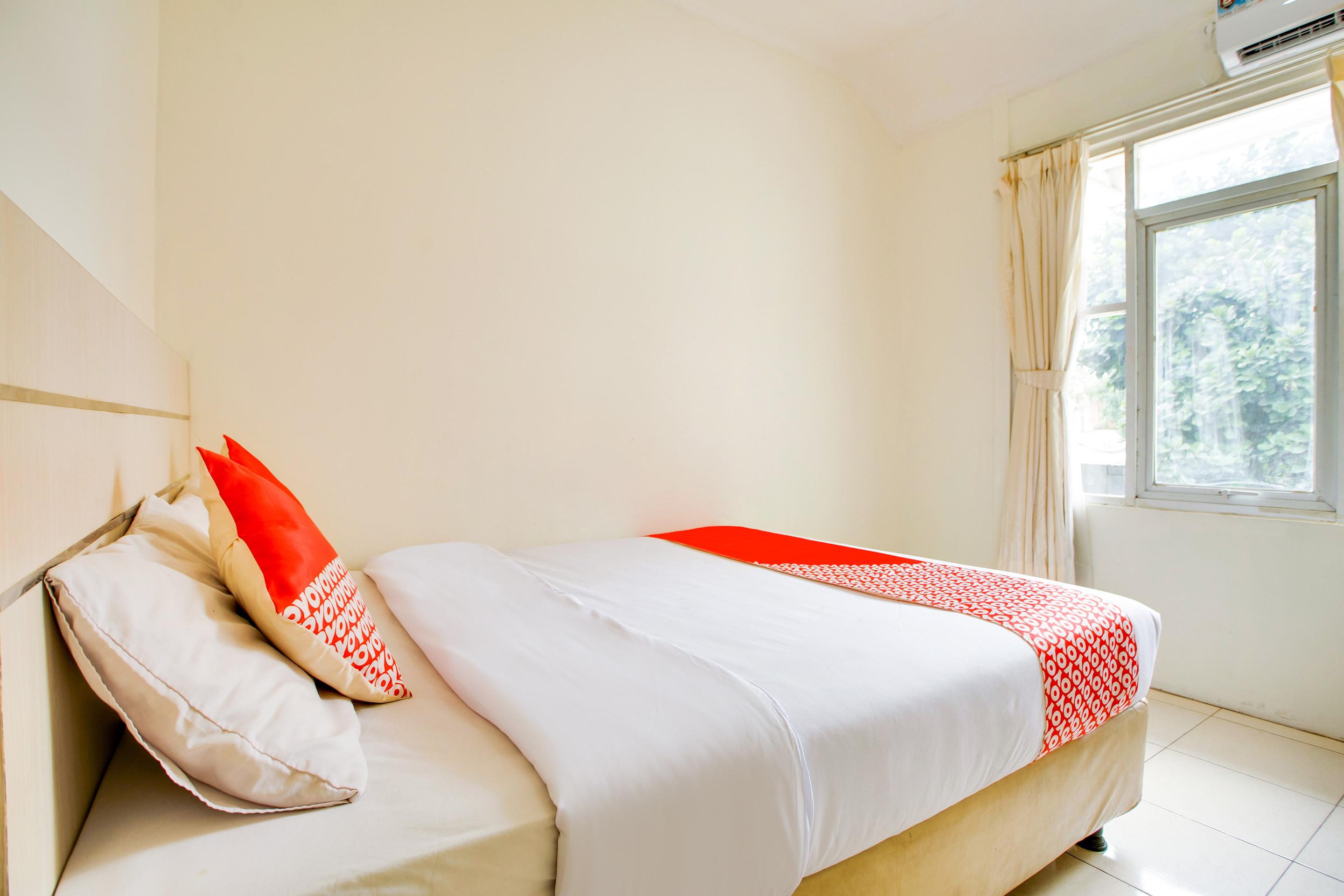 Reddoorz @ Hotel Arimbi Dewi Sartika Baru Бандунг Екстер'єр фото