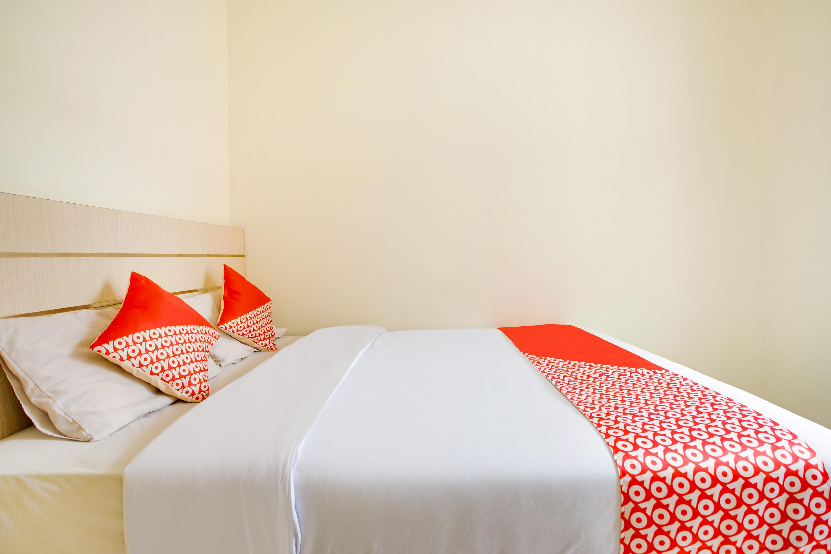 Reddoorz @ Hotel Arimbi Dewi Sartika Baru Бандунг Екстер'єр фото