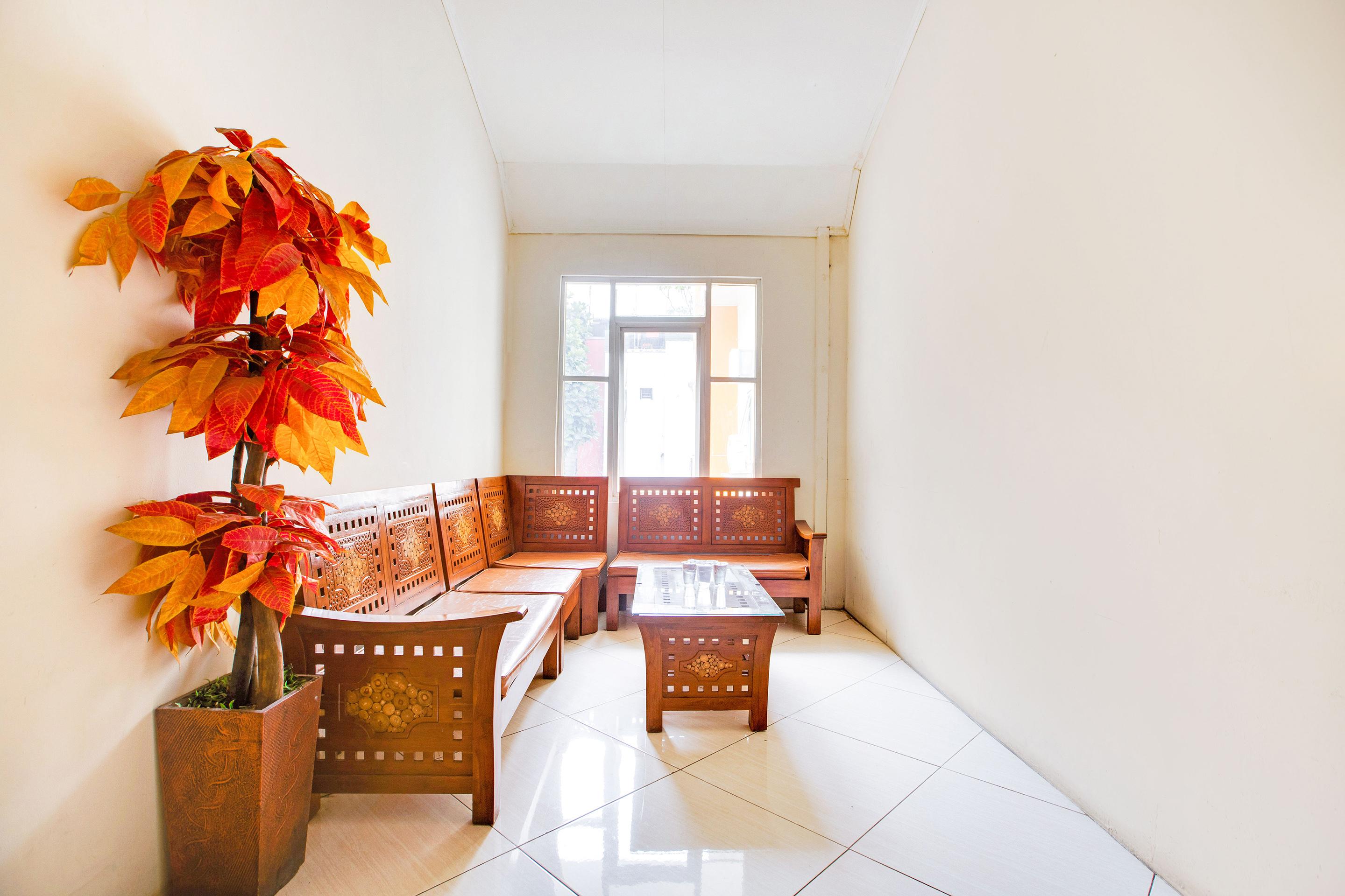 Reddoorz @ Hotel Arimbi Dewi Sartika Baru Бандунг Екстер'єр фото