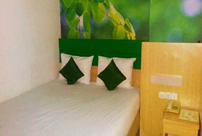 Reddoorz @ Hotel Arimbi Dewi Sartika Baru Бандунг Екстер'єр фото